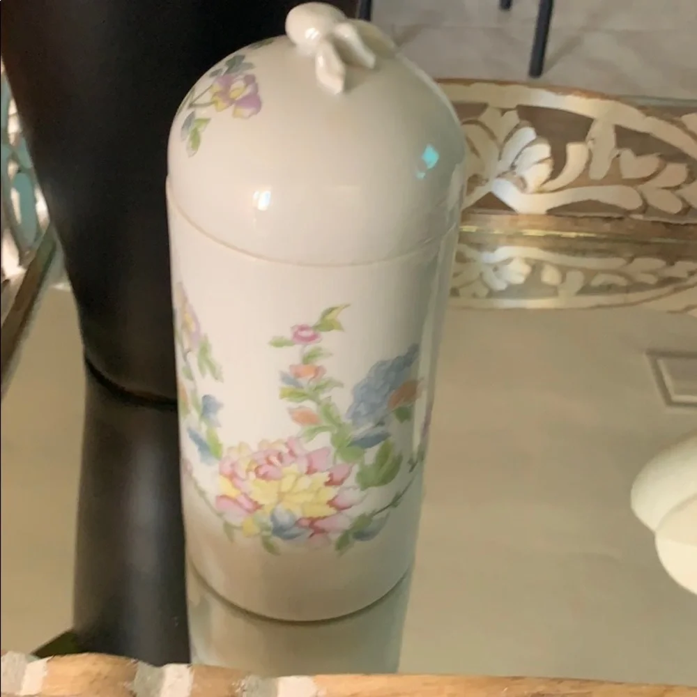 Elizabeth Arden vintage vanity jar
